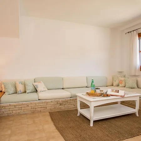 Emarmene With Private Pool Near Rhodes Town & Airport